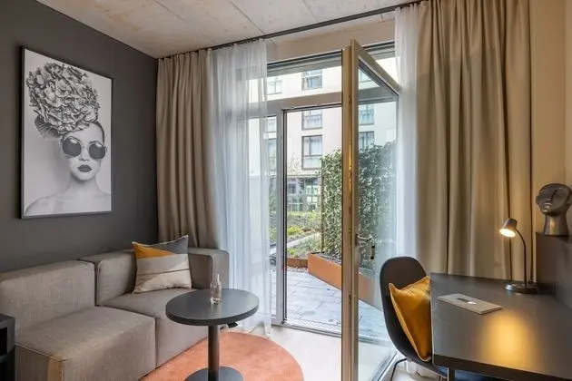 JOYN Zurich - Serviced Apartments - Oda Düzeni