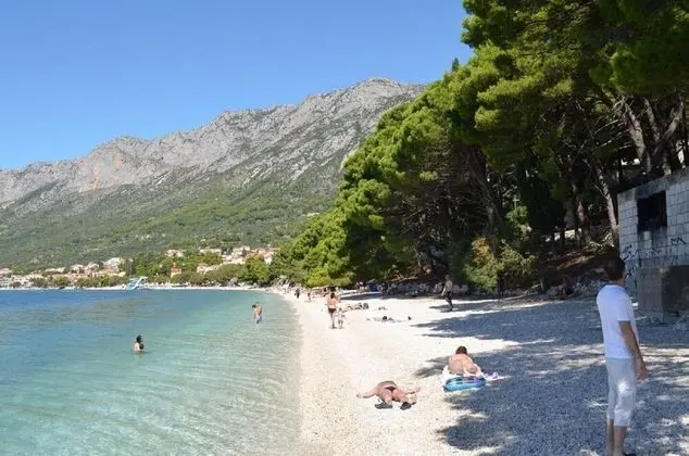Jozo - 150 m From Pebble Beach - A2 - Plaj