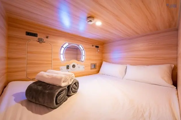 JPOD Capsule Hotel