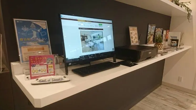 JR WEST GROUP VIA INN SHINOSAKA SHOMENGUCHI - Lobi