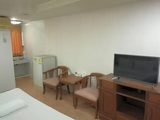 JS TOWER SERVICE APARTMENT
