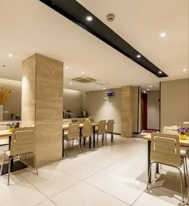Jtour Inn Baiyun Branch - Yerinde Yemek