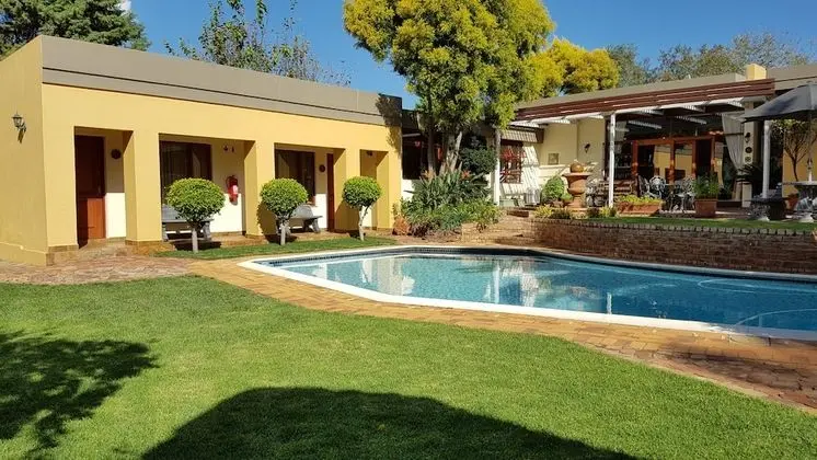 Jubilee Lodge Guest House - Dış Mekan