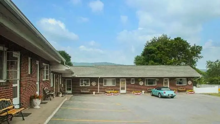 Judy's Motel Bedford - Dış Mekan