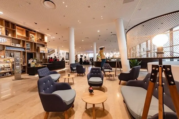 JUFA Hotel Hamburg HafenCity - Lobi