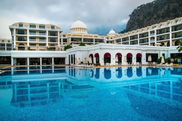 Juju Premier Palace