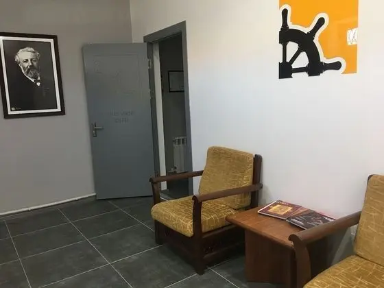 Jules Verne Hostel Tashkent - Lobi