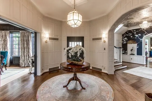 Julian Price House - Lobi
