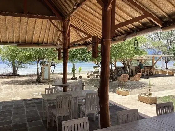 Juliantos by the sea - Yerinde Yemek