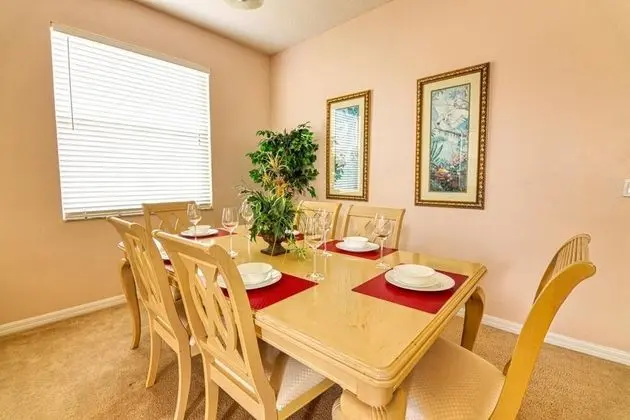 Julies Highlands Reserve Vacation Homes - Oda
