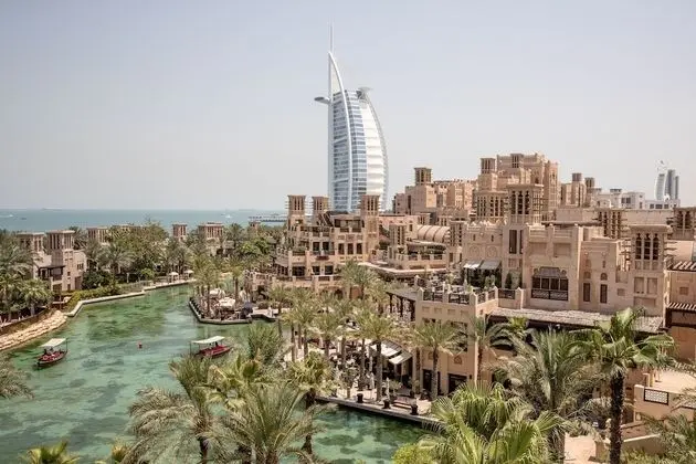 Jumeirah Al Qasr - Dış Mekan