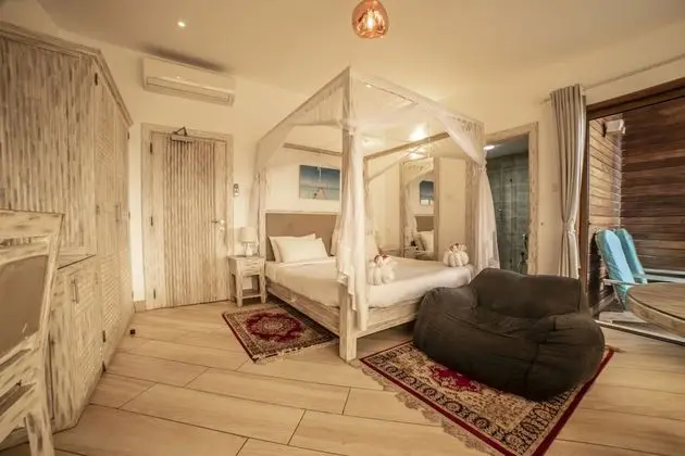 Jumeirah Beach Front Apartments - Öne Çıkan Resim