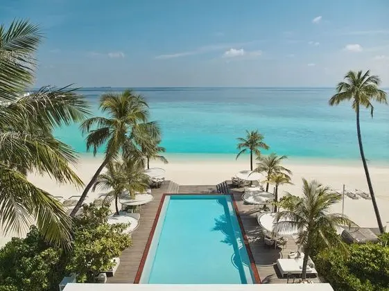 Jumeirah Maldives Olhahali Island - Havuz