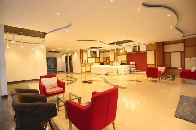 Hotel Jump In & Out - Öne Çıkan Resim
