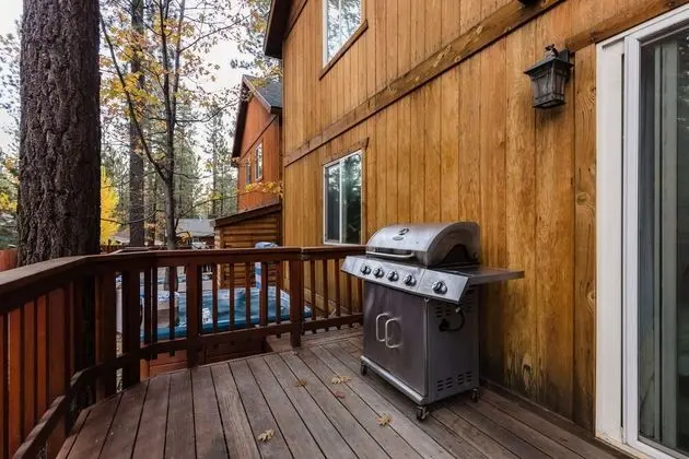 Jumper & Jackhorn By Avantstay 2 Cabin Buyout 6 BR w/ Hot Tub - İç Mekan