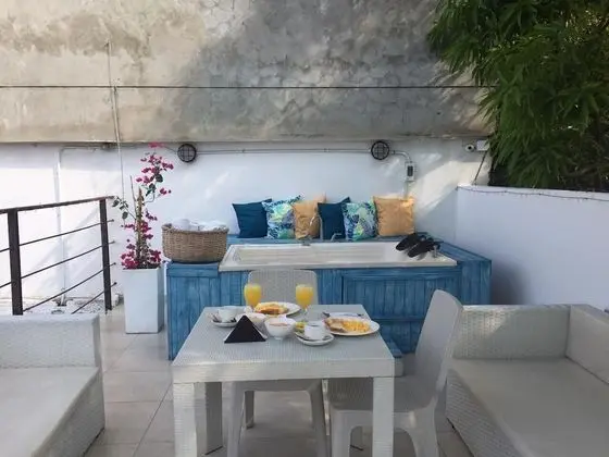 Juna Hotel Boutique
