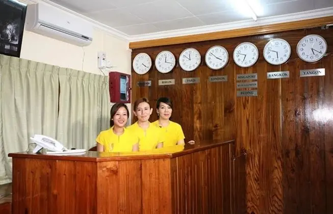 Hotel June Business Bed Breakfast - Lobi