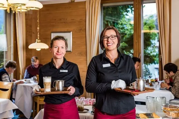 Hotel Jungfraublick Wengen - Yerinde Yemek