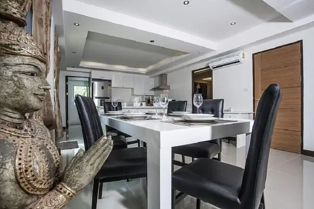 Villa Jungle 2 Bedrooms - Oda Düzeni