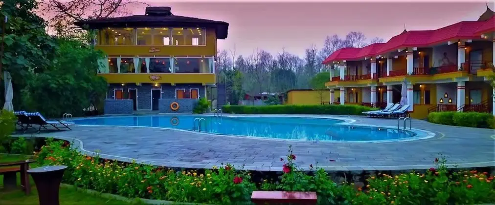 Hotel Jungle Crown