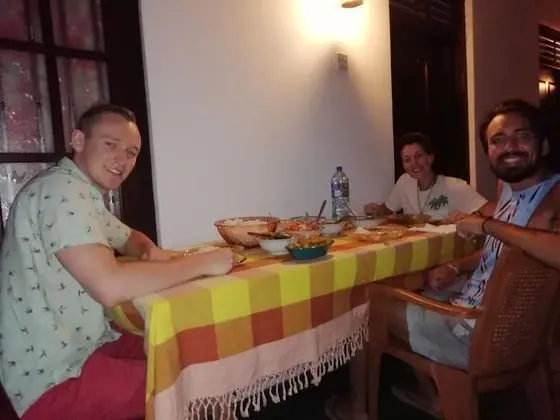 Jungle Guest Mirissa - Yerinde Yemek