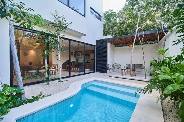 Jungle House 11 By Lockey