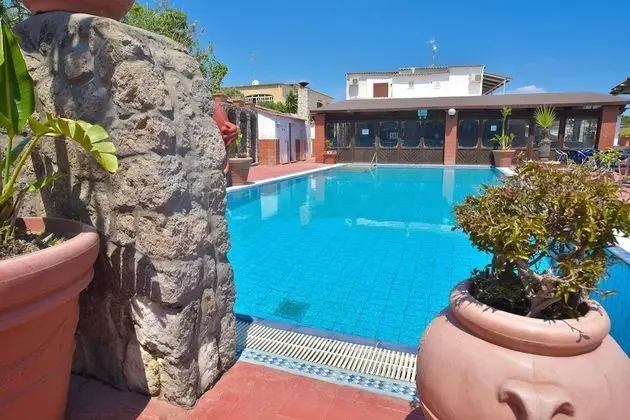 Junior Village Vacanze&Relax - Havuz