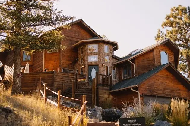 Juniper Mountain House - Öne Çıkan Resim