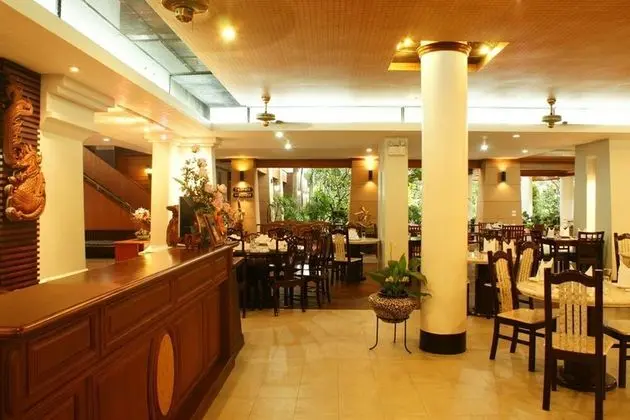 Juntra Resort and Hotel - Lobi