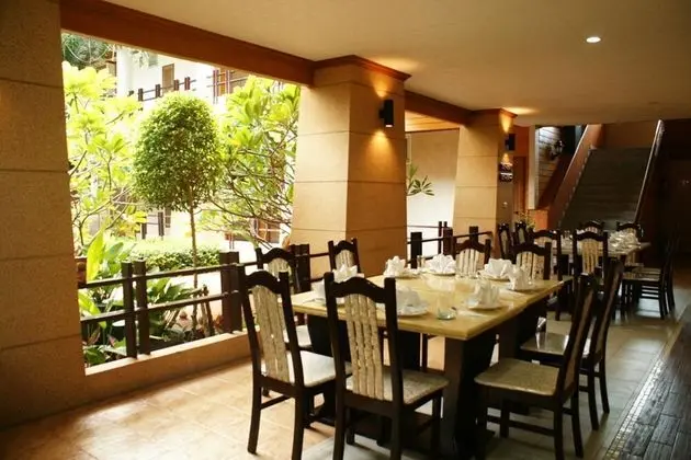 Juntra Resort and Hotel - Yerinde Yemek