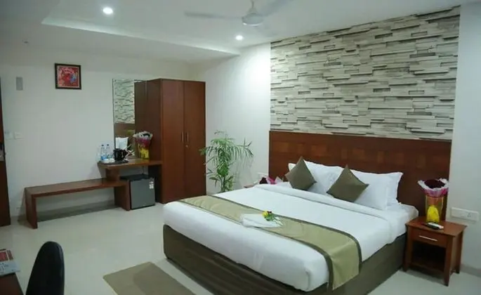 Jupiter One Continent Hitech City