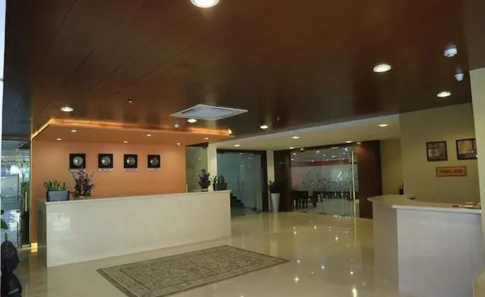 Jupiter One Continent Hitech City - Lobi