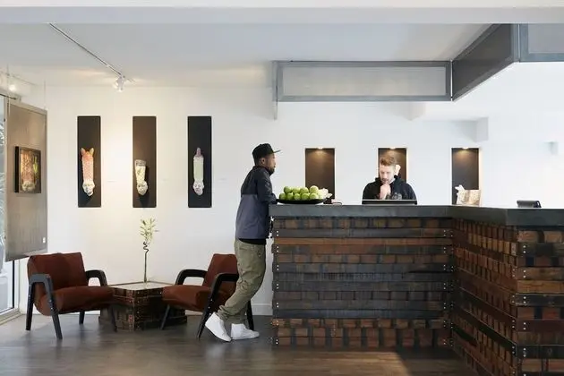 Jupiter Hotel - Lobi