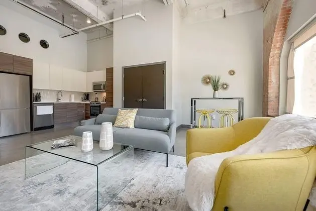 Jurny - Downtown Dallas Apartments - Oda