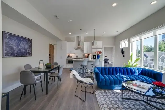 Jurny - Vanderbilt West End Luxury Flats