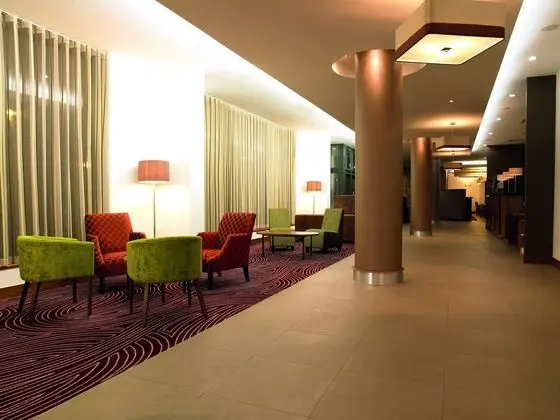 Jurys Inn Derby - Lobi