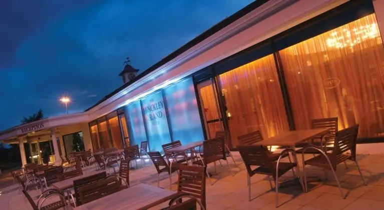 Jurys Inn Hinckley Island