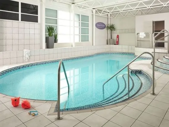 Jurys Inn Oxford - Havuz