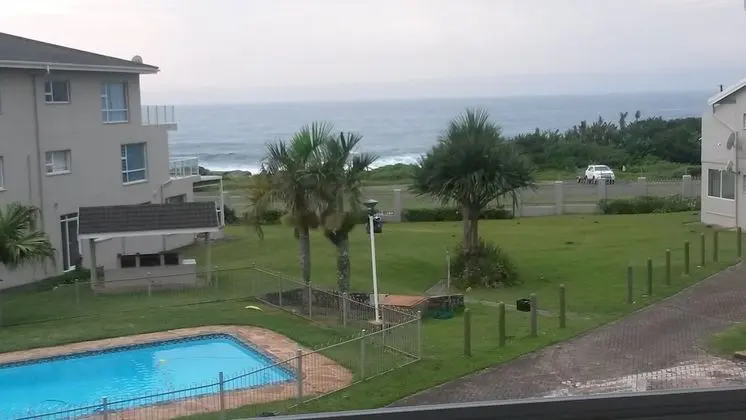 Just Property Uvongo Chalets 11