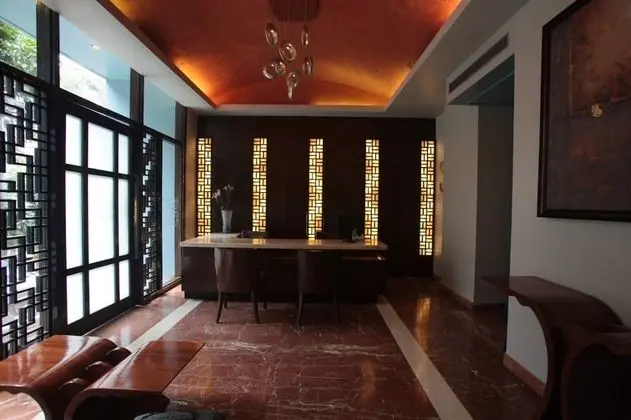 juSTa MG Road Hotel - İç Mekan
