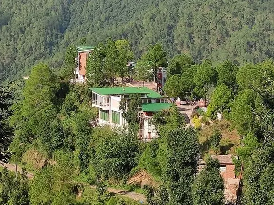 juSTa Mukteshwar Retreat & Spa - Dış Mekan