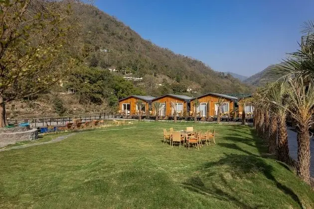 juSTa Rasa Retreat and Spa Rishikesh - Dış Mekan