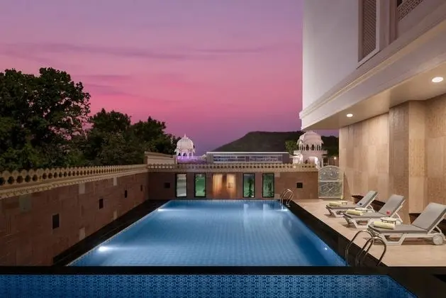 juSTa Ssatva Resort & Convention Centre - Havuz
