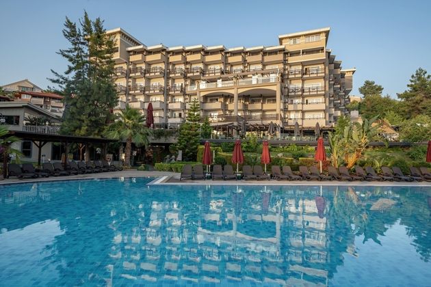 Justiniano Deluxe Resort - 1