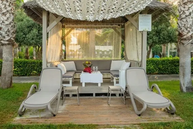 Justiniano Deluxe Resort - 10