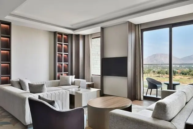 JW Marriott Bengaluru Prestige Golfshire Resort & Spa - Oda