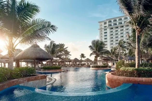 JW Marriott Cancun Resort & Spa - Havuz