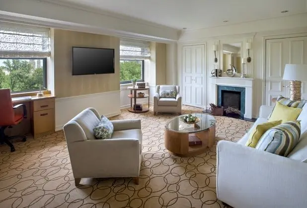 JW Marriott Essex House New York
