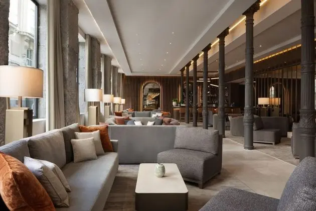 JW Marriott Hotel Madrid - Lobi