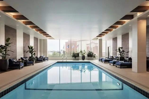 JW Marriott Minneapolis Mall of America - Havuz